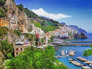 407839104105213_bigstock-travel-in-Italy-series--view--Amalfitaine
