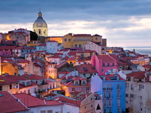 352454478113910_635624776105846_bigstock-Alfama-Lisbon-70055200