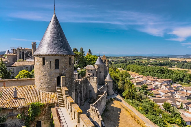 La France authentique et son terroir: Provence, Camargue et le Languedoc - circuit et croisière fluviale sur la Saône et le Rhône