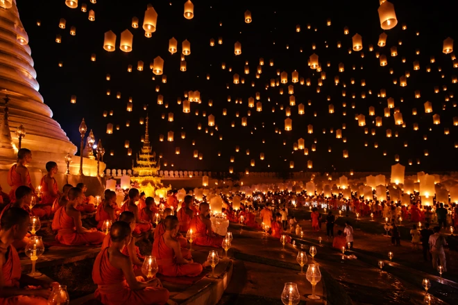 Circuit Thaïlande « Fête de la Lumière » Singapour et croisière en Asie du Sud-Est jusqu\u0027à Bali