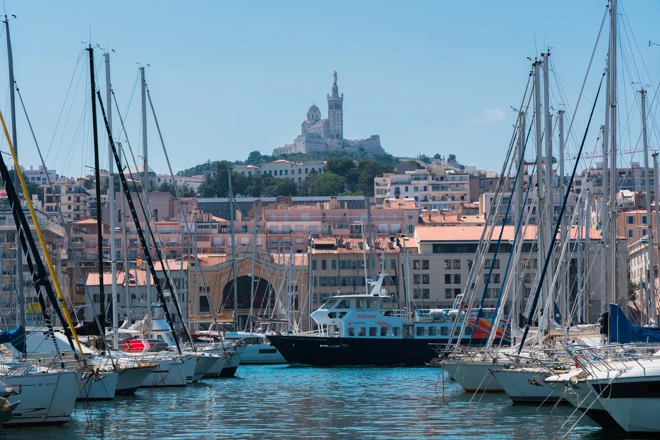 Voyage organisé en Provence et croisière sur le Rhône, de Marseille à Lyon «Un voyage entre art de vivre, paysages et traditions»