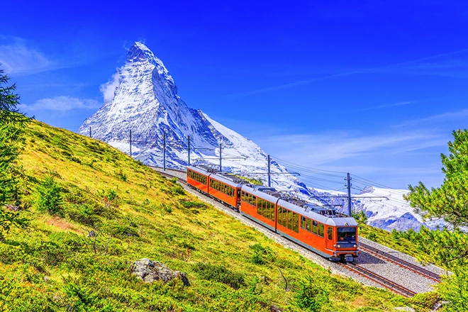 La Suisse et ses trains en circuit- Paysage des Alpes Suisses et Chamonix «Programme en presque tout inclus»