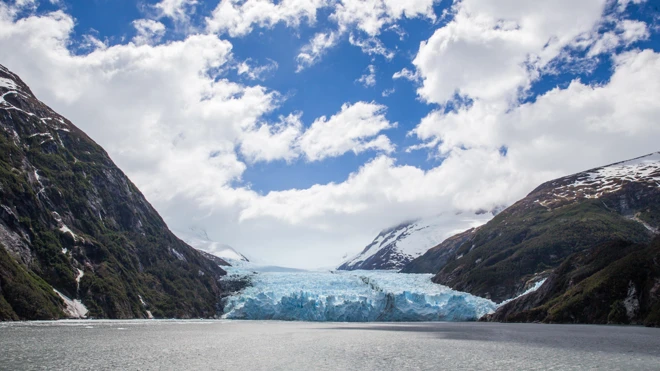 Croisière d\u0027exception dans les Fjords Chiliens avec Ponant - Expédition de luxe du Chili à la Terre de Feu \u0026 2 jours à Buenos Aires (Tout inclus)